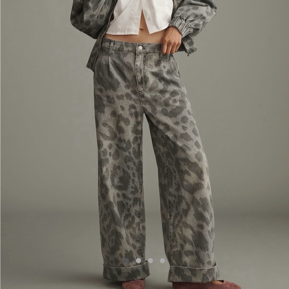 Pilcro Denim - Pilcro Gray Leopard-Print Wide-Leg Jeans